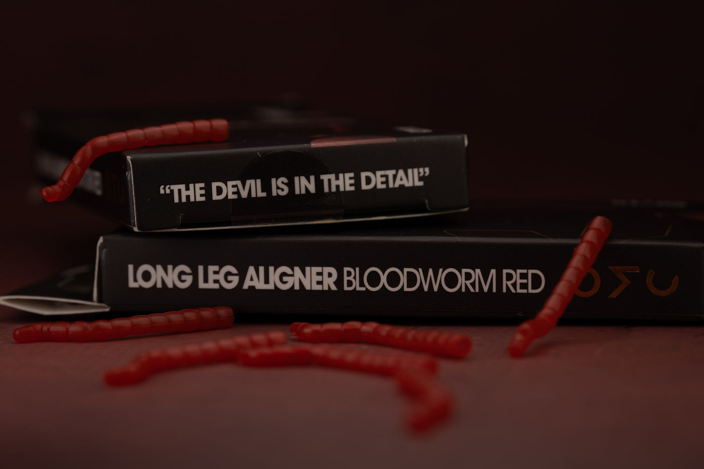 Long Leg Aligner Bloodworm Red