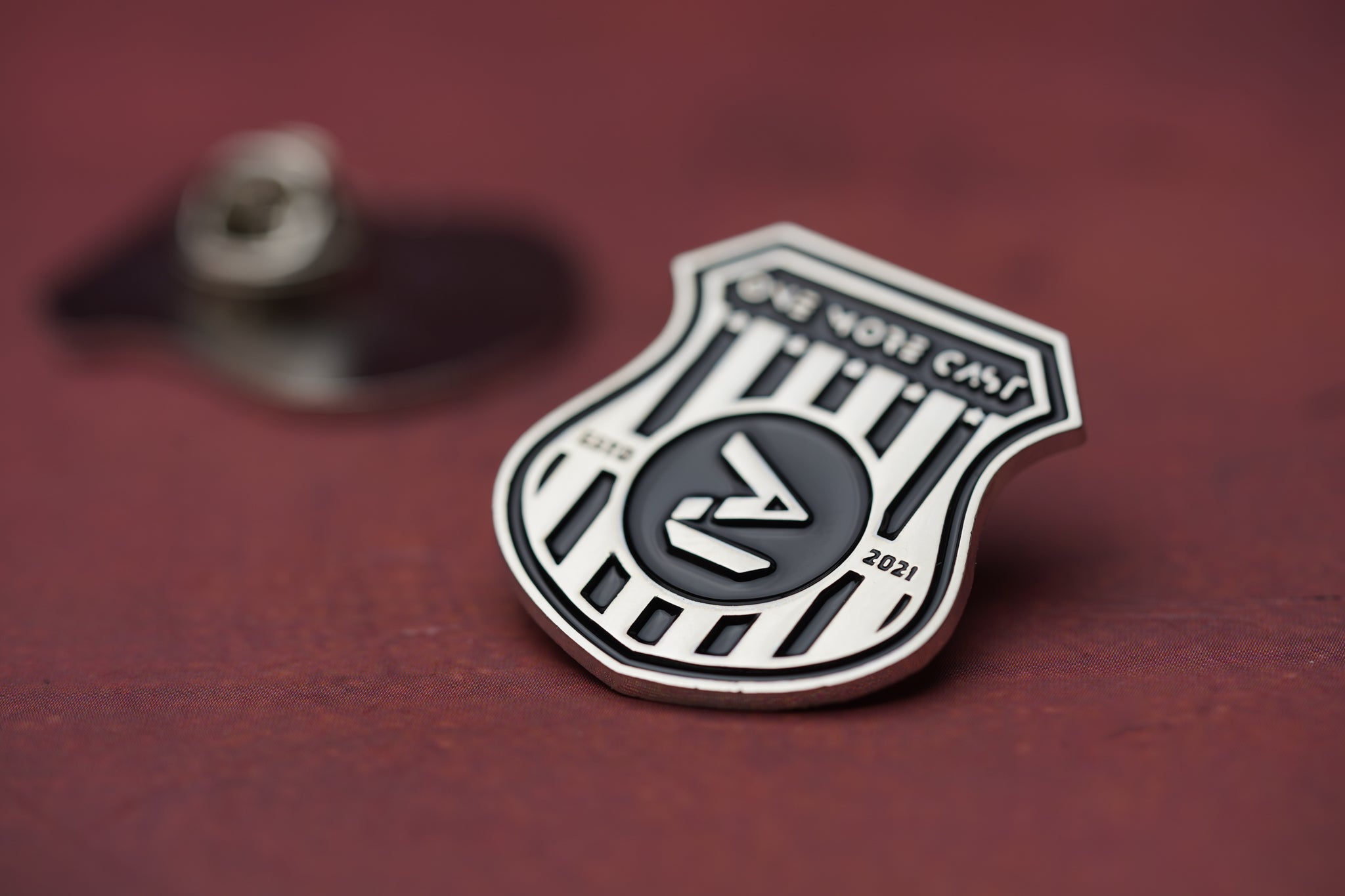 Distintivo di perno a 5 stelle OMC