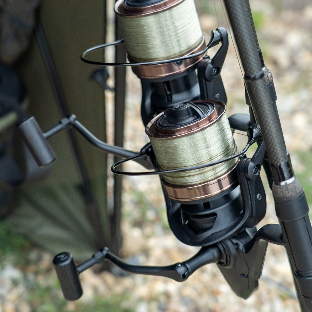 Black Pearl Rod & Reel Combo Bundle