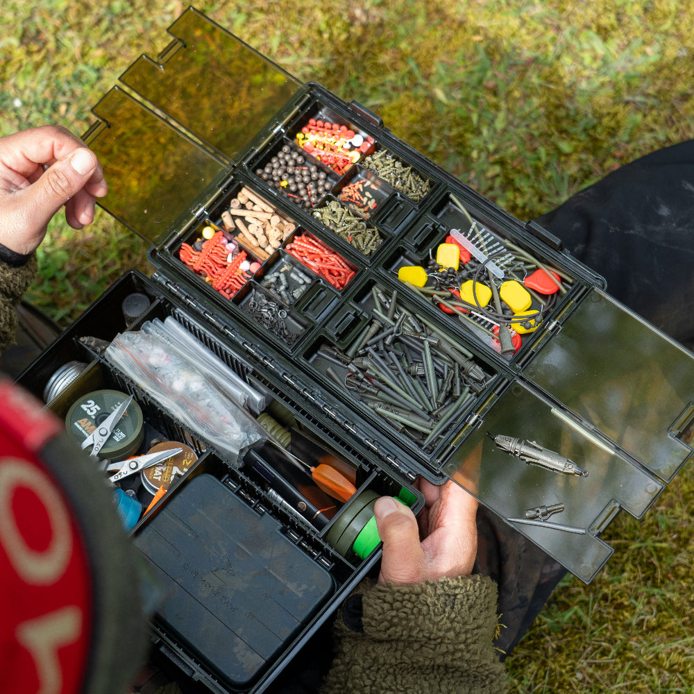 IN TOO DEEP Splash Camo Tackle Box
