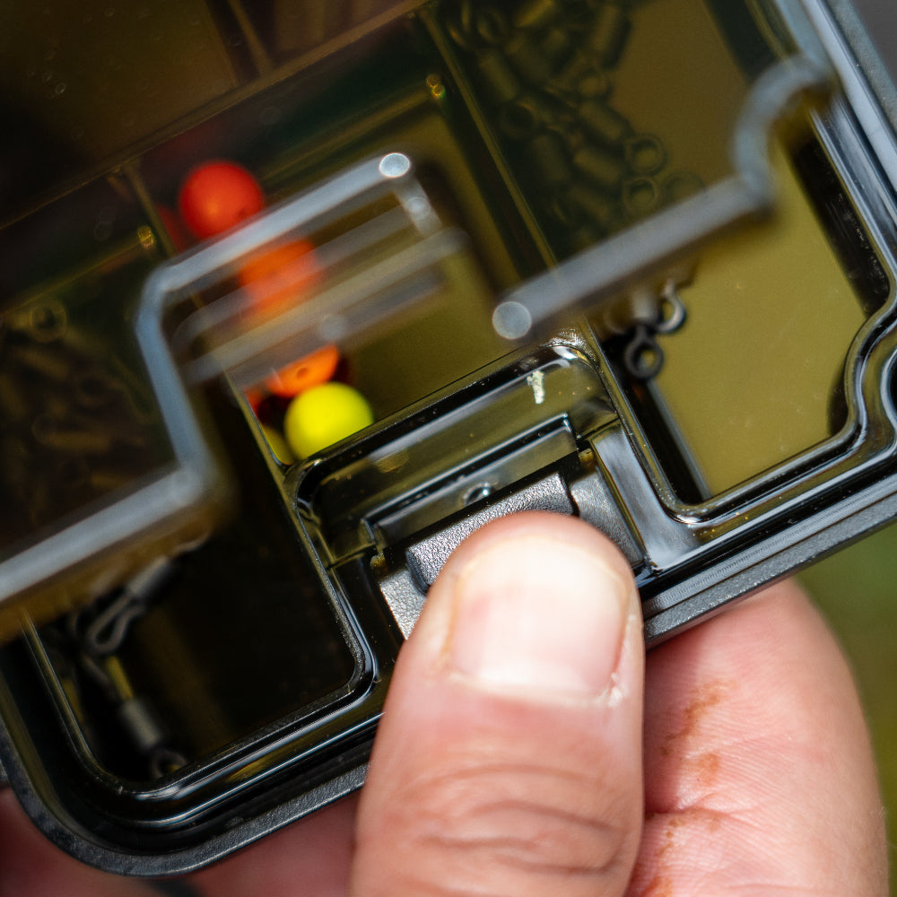 FLICK THE SWITCH Tackle Accessory Box
