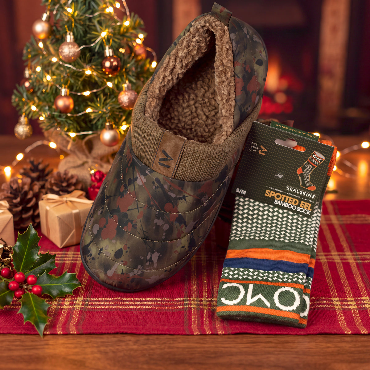 Splash Camo Winter Slipper and Sock Gift Bundle