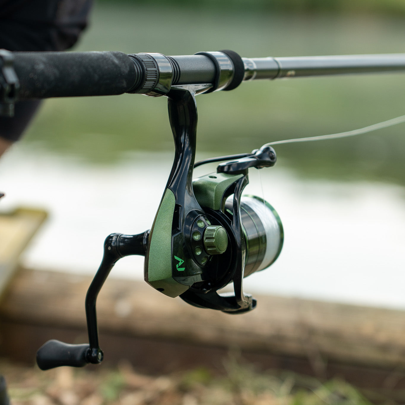 OMC FC One More Cast Feeder Fishing Bundle First Cast Combo Mat Net Tackle Box