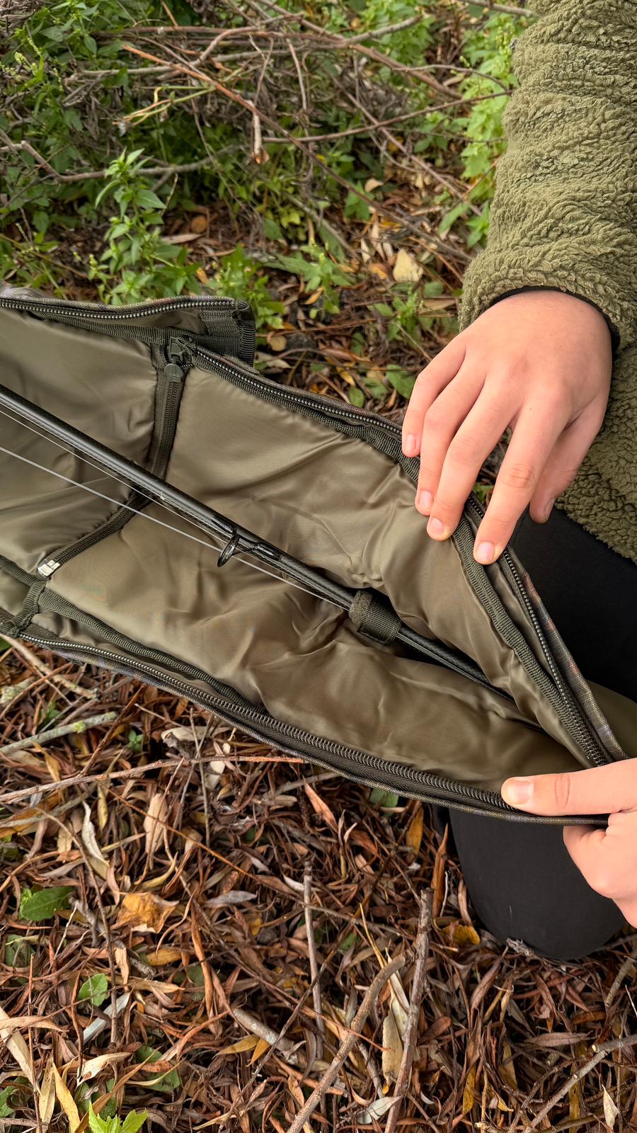 OMC One More Cast Extendable Single Rod Sleeve Holdall Luggage Carp Fishing