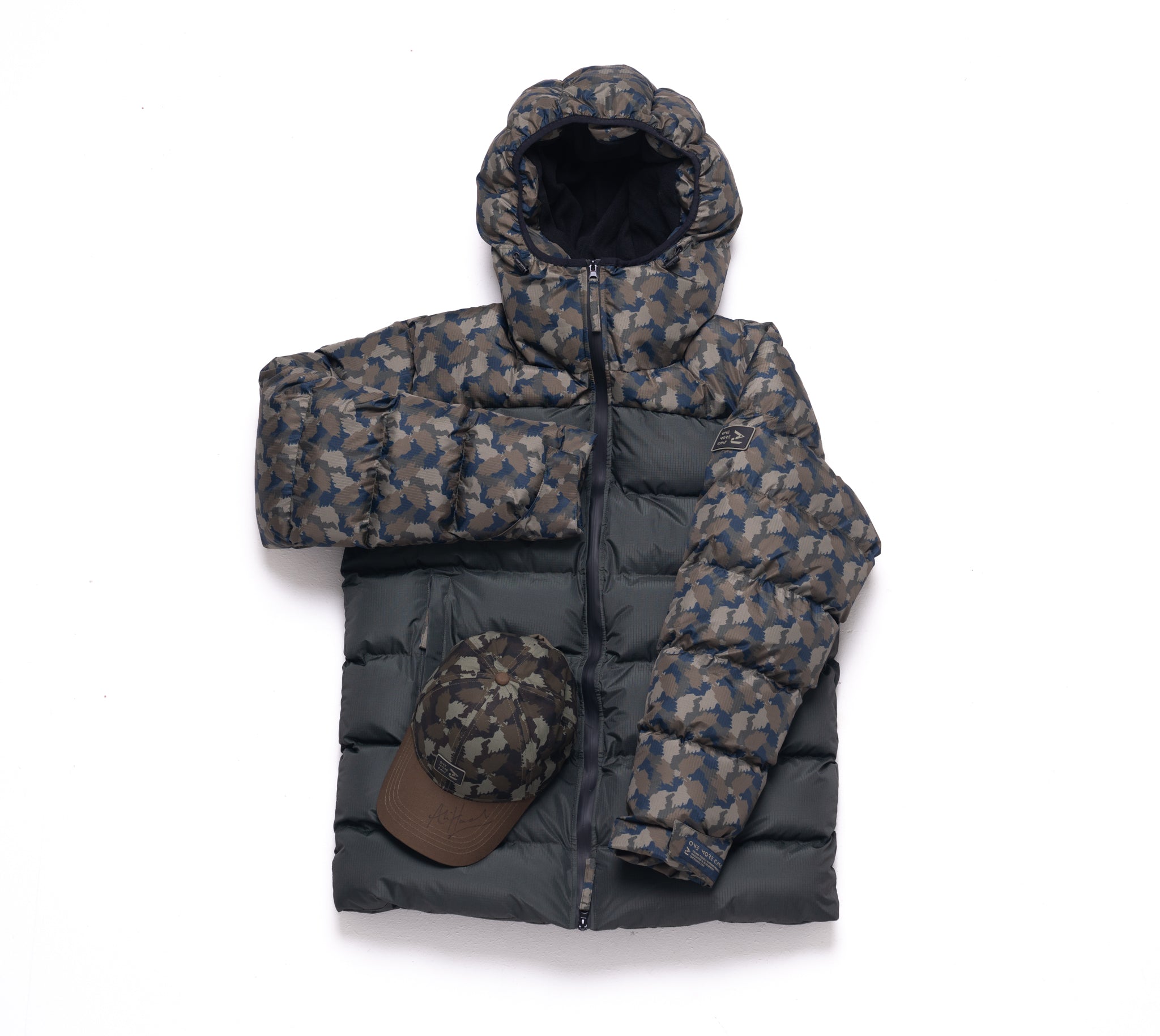 Splashleaf Camo Puffer Jacket Limited Edition Bundle
