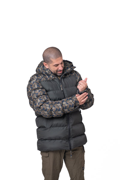 Splashleaf Camo Puffer Jacket Limited Edition Bundle