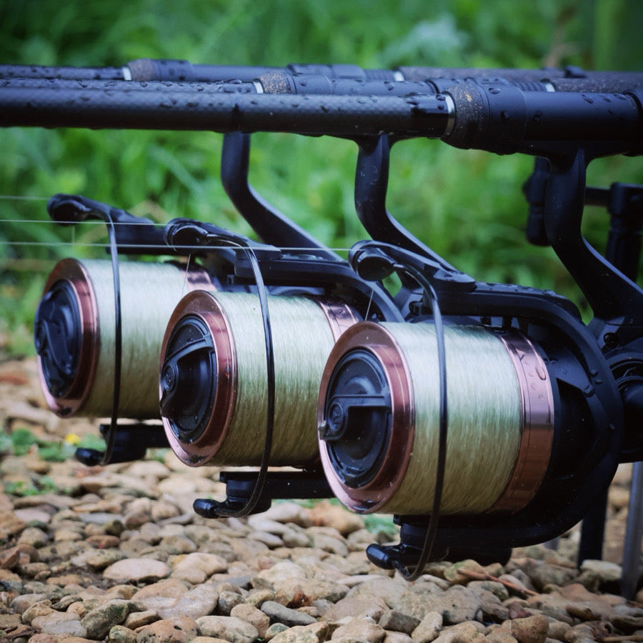 Black Pearl Rod & Reel Combo Bundle