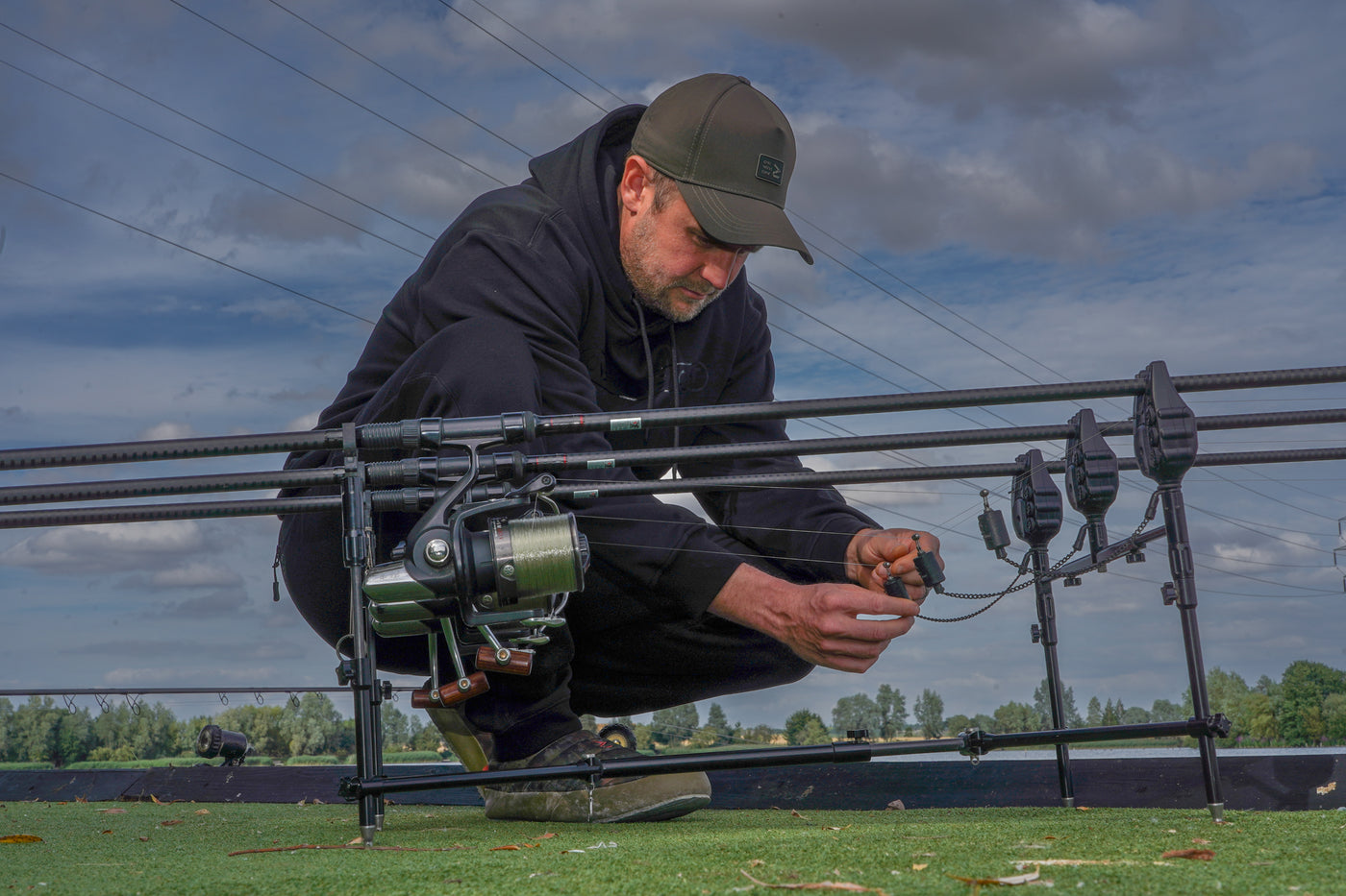 Date Knight Tracksuit Bundle