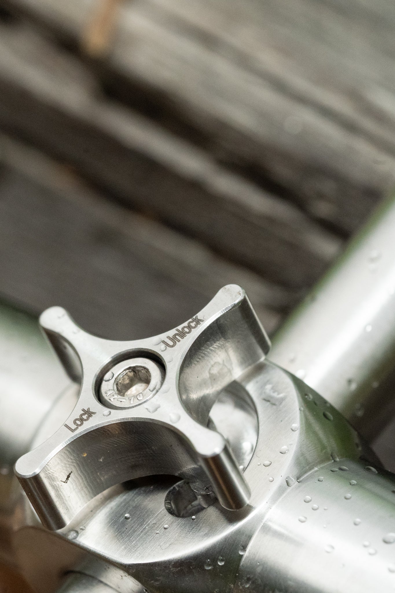 HEIST Stainless Steel Stabiliser