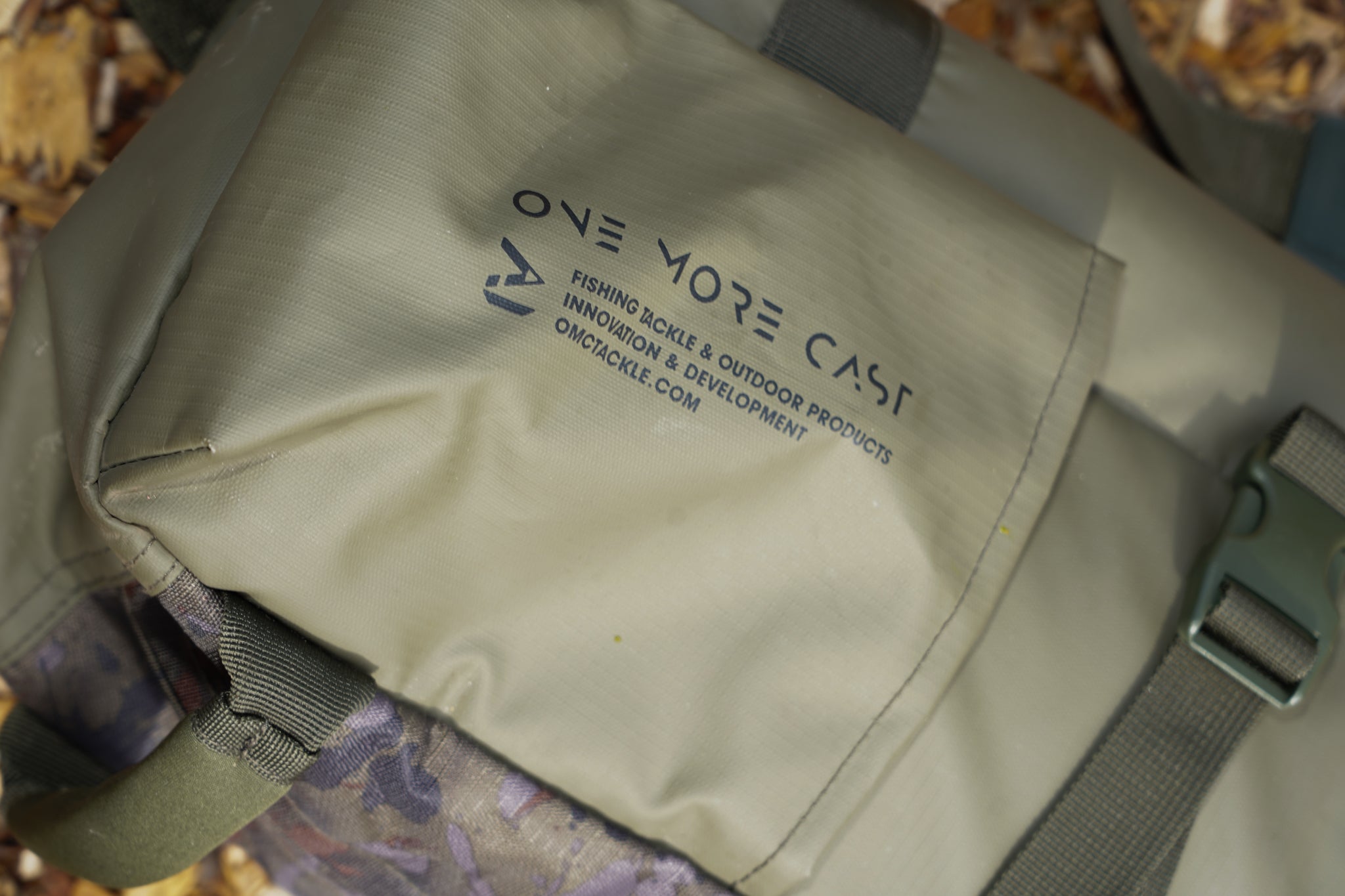 HEIST Extendable Rod Holdalls