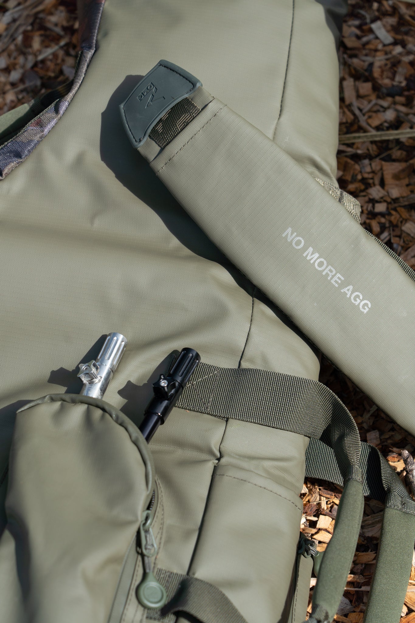 HEIST Extendable Rod Holdalls