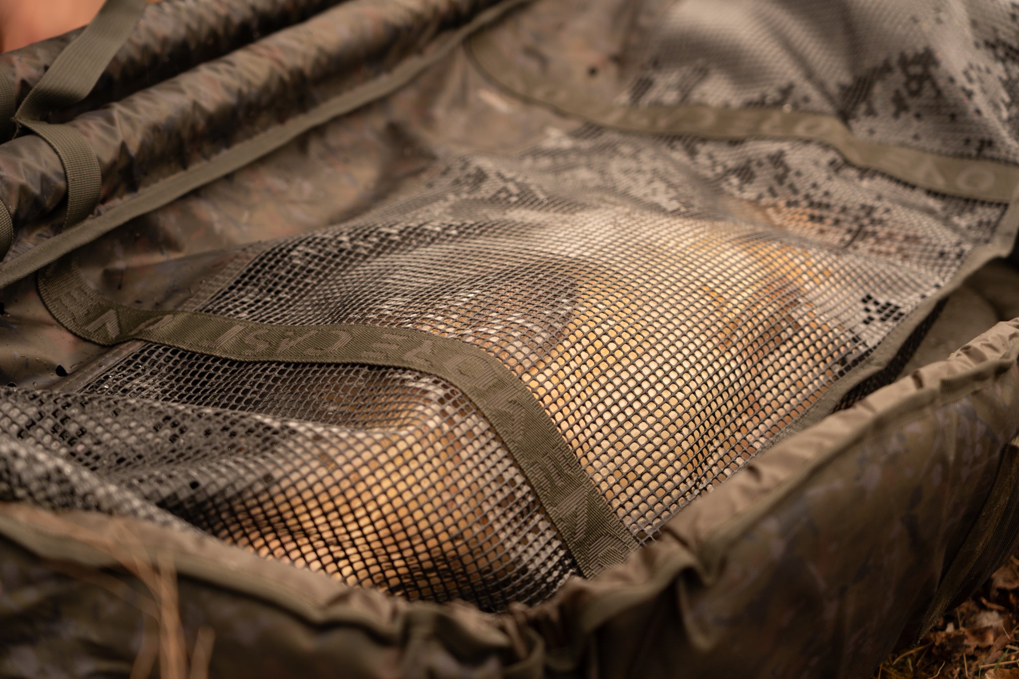 OMC HEIST PB ROLL MAT ONE MORE CAST UNHOOKING CRADLE CARP SLING RETENTION WEIGH 