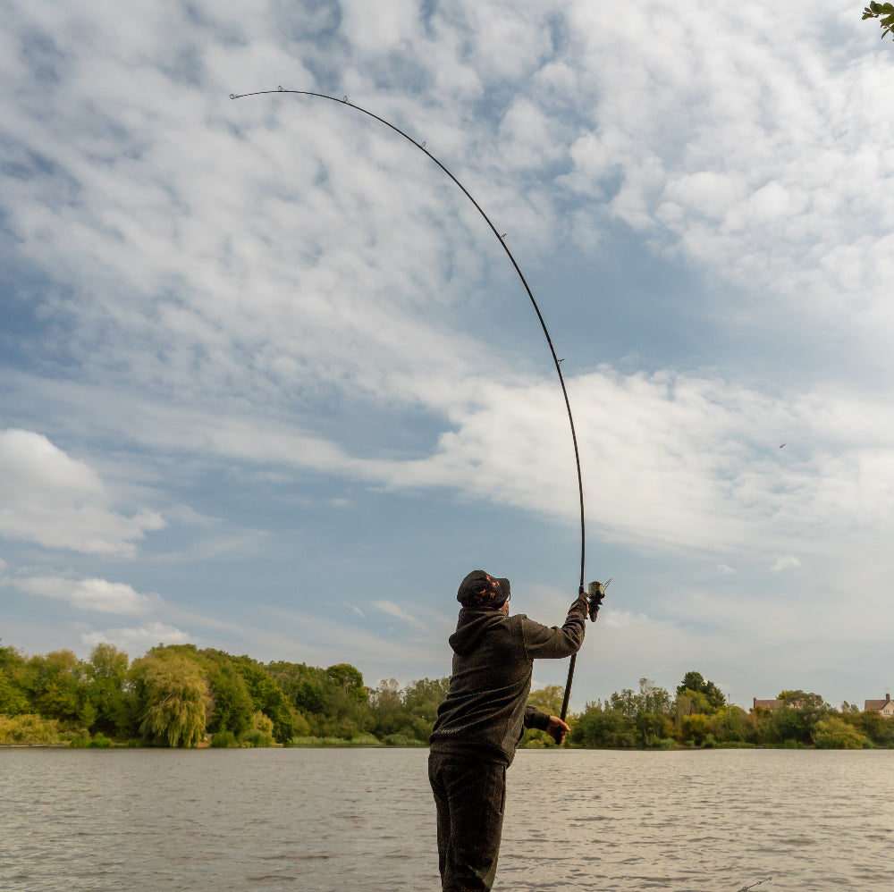 Black Pearl Rod & Reel Combo Bundle