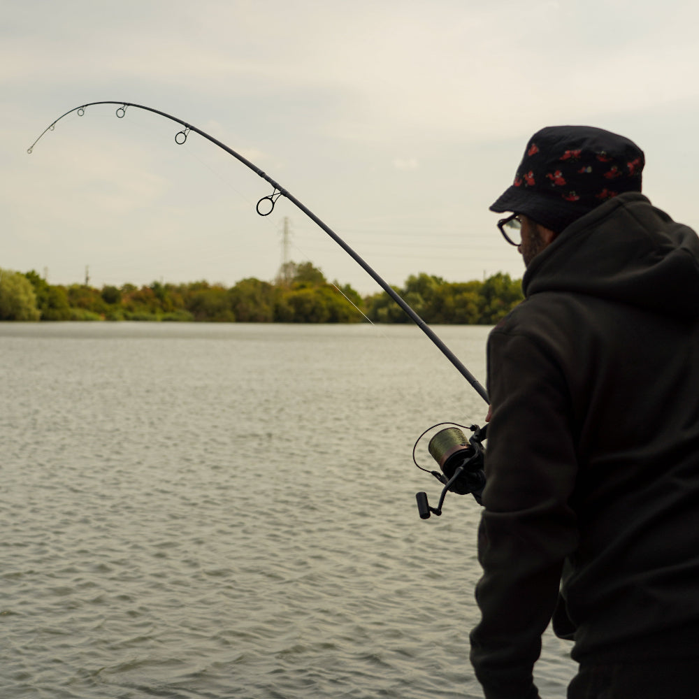 Black Pearl Rod & Reel Combo Bundle
