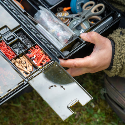 IN TOO DEEP Splash Camo Tackle Box