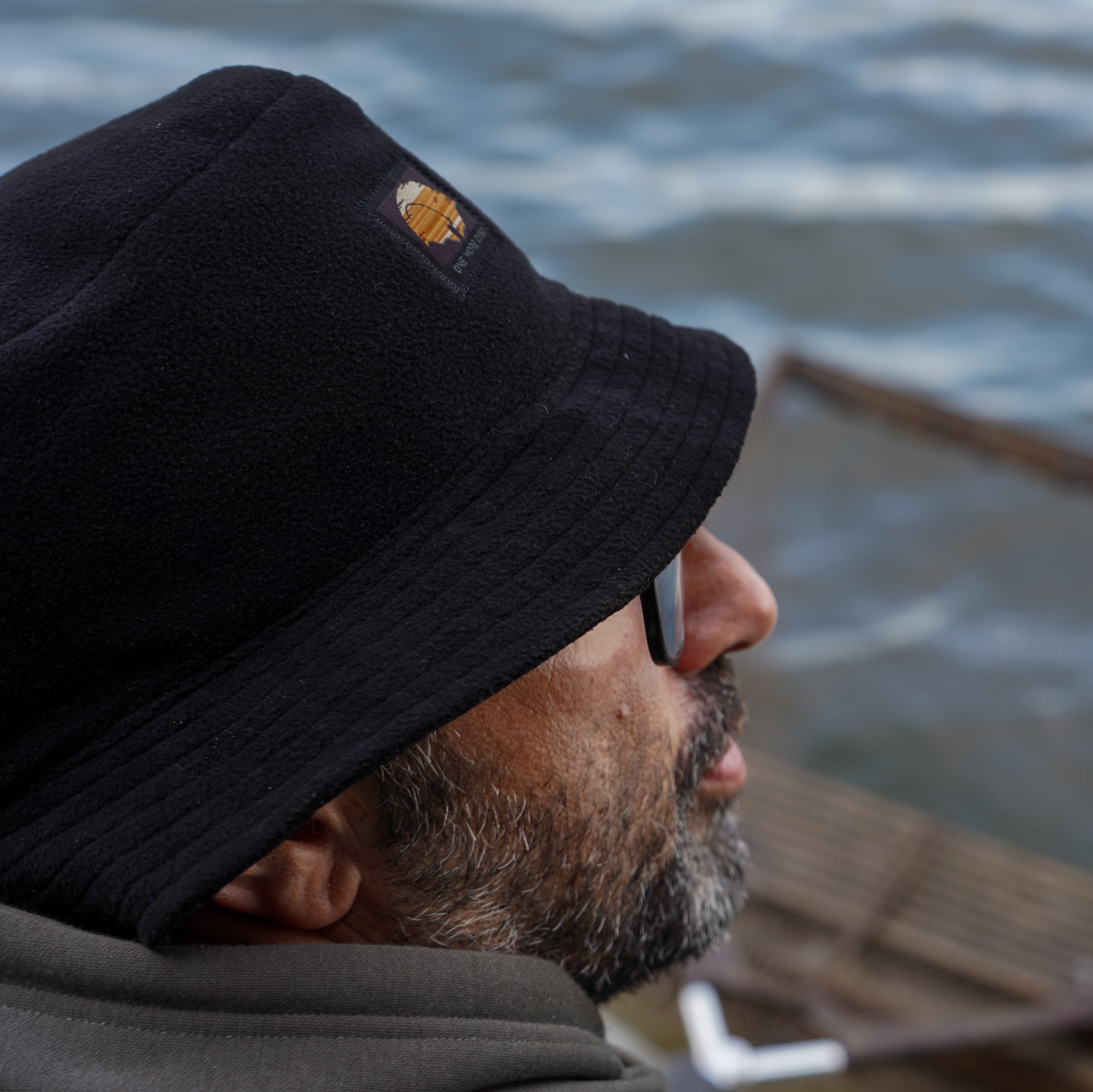 CAPTAIN CRAYFISH BUCKET HAT REVERSIBLE DATE KNIGHT