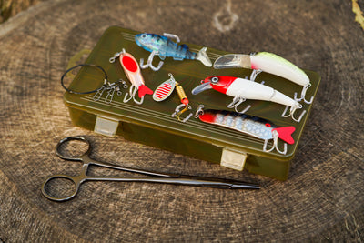 OMC FC LURE SPIN JIG COMBO SPINNER SPINNING KITS TACKLE BOX FORCEPS WIRE TRACE ONE MORE CAST