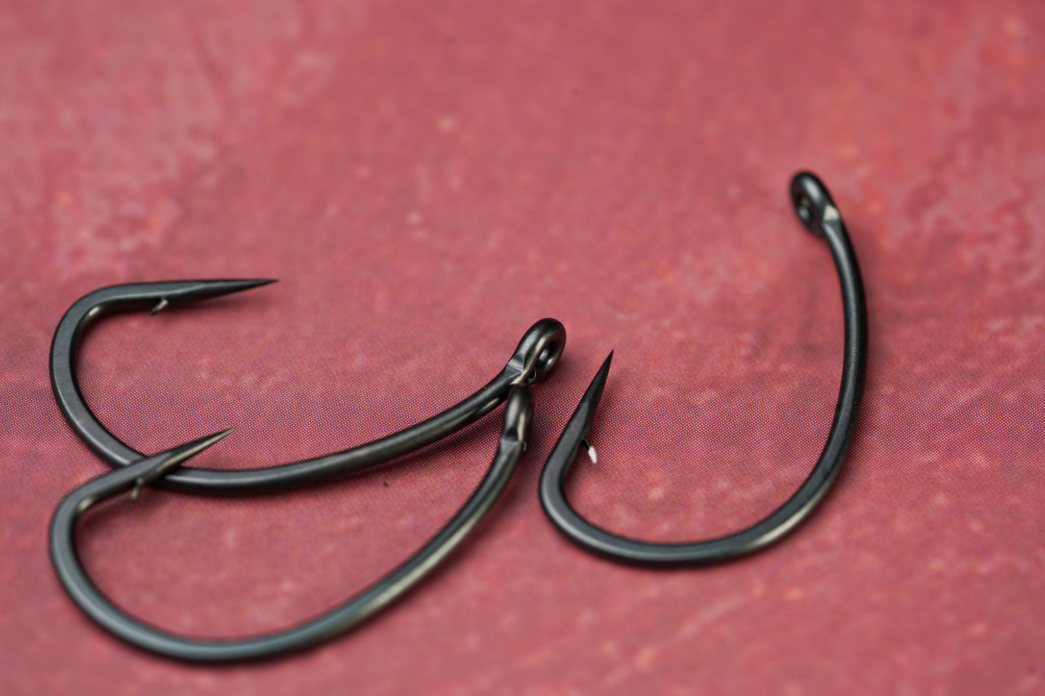 One More Cast COLNE-V Needle Point Hooks (Curves)