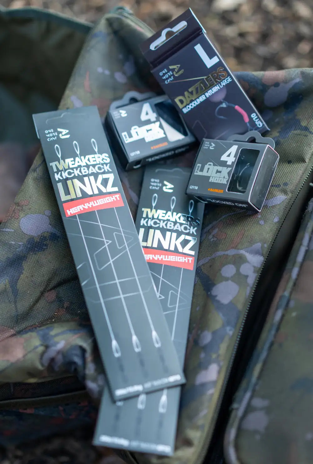 HEAVYWEIGHT KICKBACK LINKZ TWEAKERS OMC ONE MORE CAST