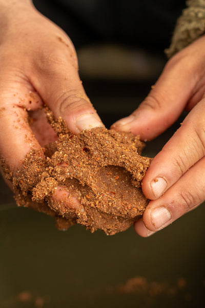 RIVER BAIT BUNDLE OMC ONE MORE CAST CARP CHUB BABRBEL PAELLA PASTE BOILIES 