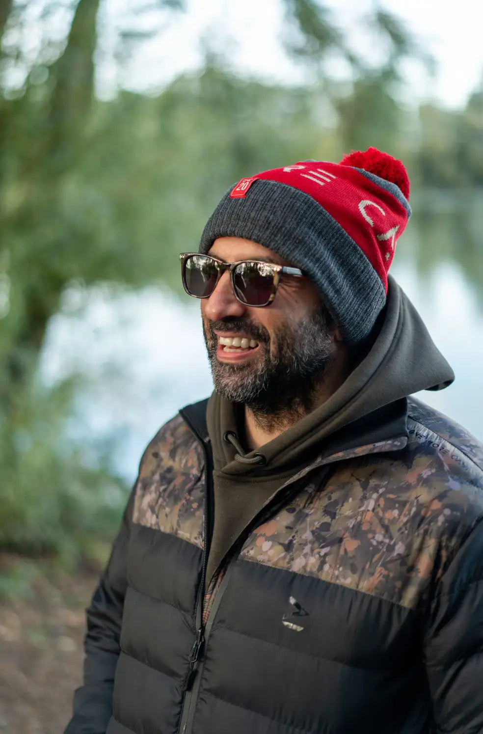 NUMBER 20 OMC ONE MORE CAST BOBBLE HAT WINTER AUTUMN CAMPING OUTDOORS FISHING CARP WARM COSY RED GREY HEADWEAR