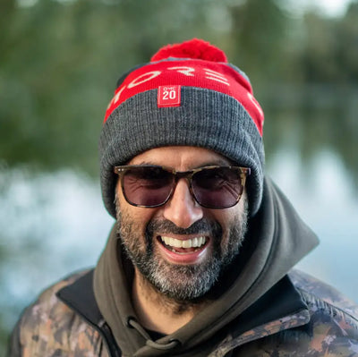 NUMBER 20 OMC ONE MORE CAST BOBBLE HAT WINTER AUTUMN CAMPING OUTDOORS FISHING CARP WARM COSY RED GREY HEADWEAR