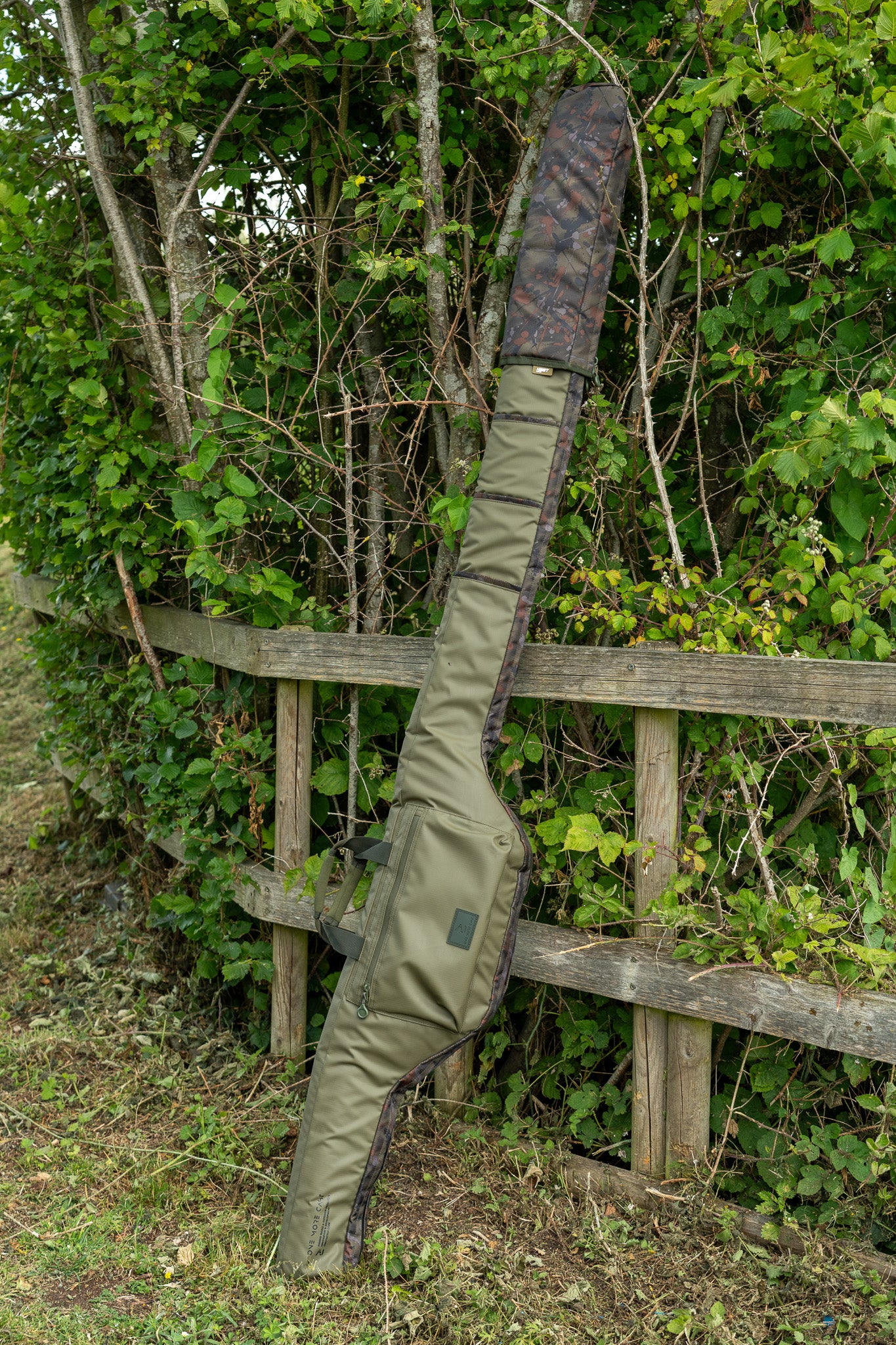 OMC One More Cast Extendable Single Rod Sleeve Holdall Luggage Carp Fishing 