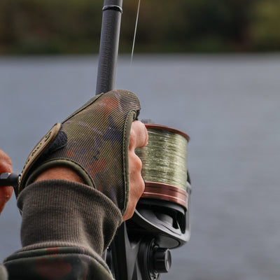 Black Pearl Rod & Reel Combo Bundle