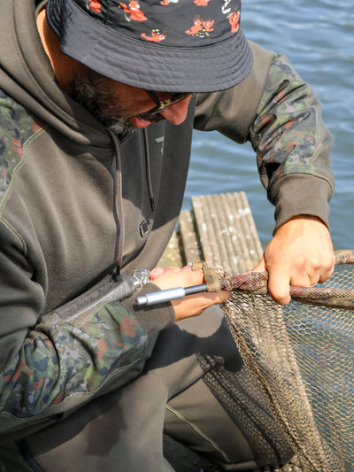 OMC ONE MORE CAST BLACK PEARL LANDING NET 42 CAMO MESH