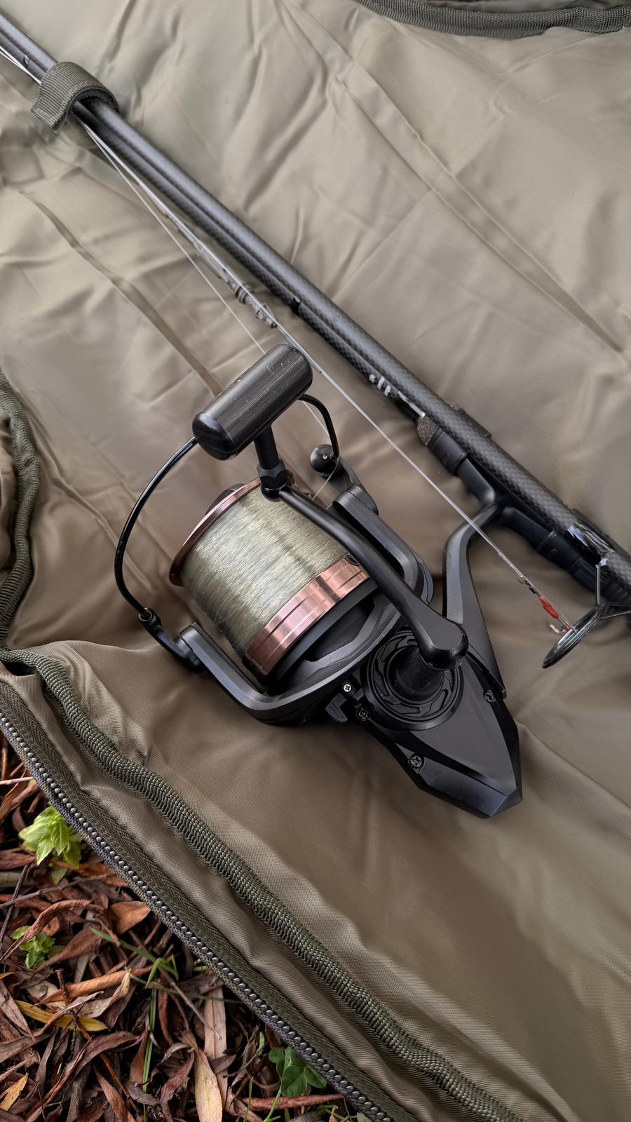 OMC One More Cast Extendable Single Rod Sleeve Holdall Luggage Carp Fishing 