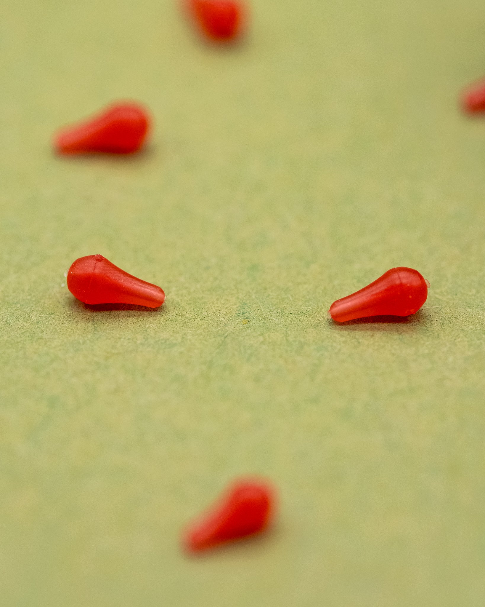 Dazzlers Blood Red Long Distance Hookbead